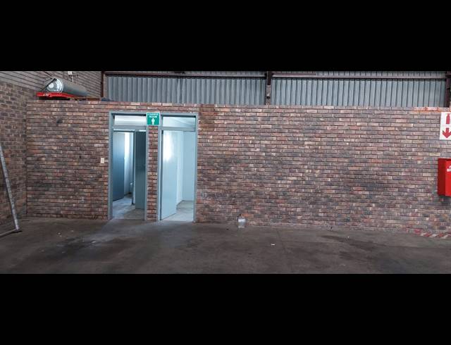 Industrial property to rent in ANDERBOLT